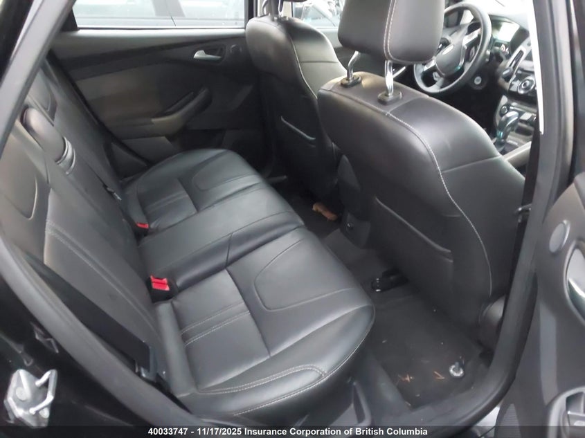 1FAHP3M20CL379764 2012 FORD FOCUS photo no. 8