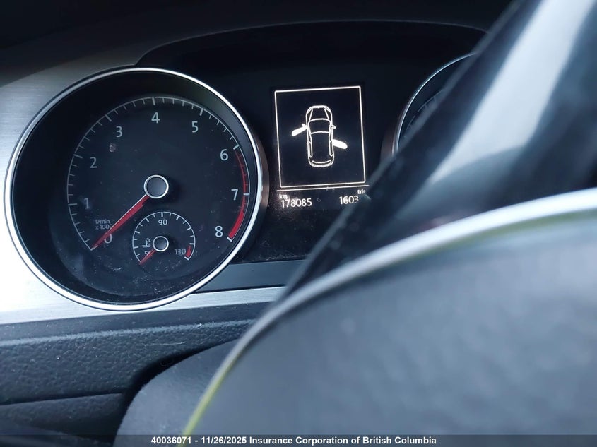 2015 Volkswagen Golf VIN: 3VW117AUXFM018830 Lot: 40036071