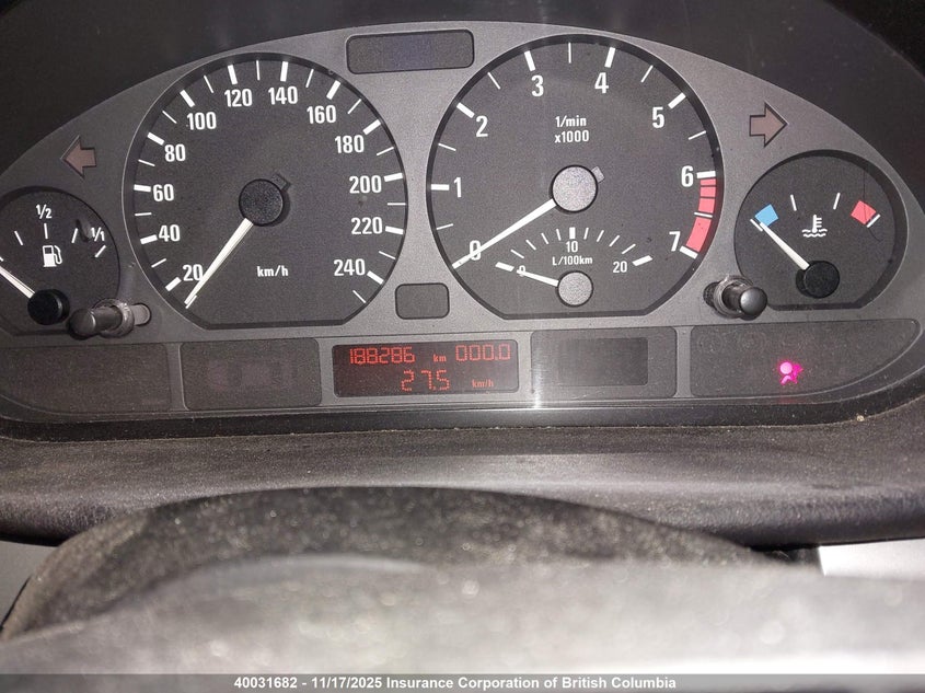 WBAEV33402KL75706 2002 BMW 3ER photo no. 16
