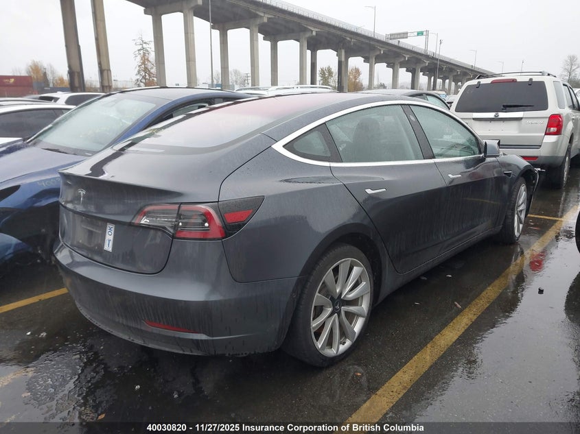 5YJ3E1EA8JF028735 2018 TESLA MODEL 3 photo no. 4