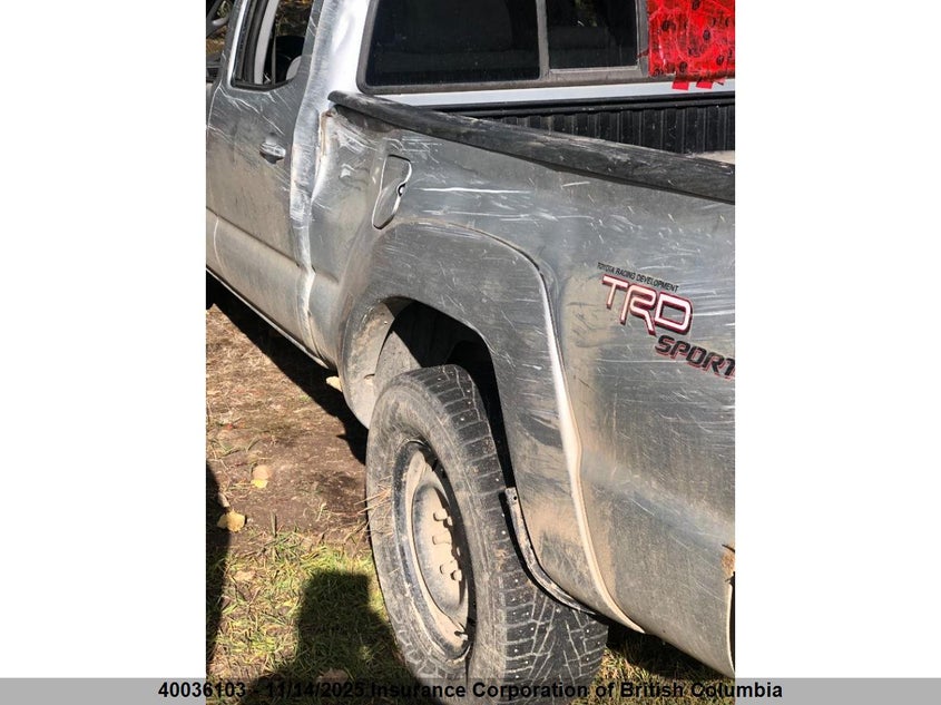 5TEMU52N96Z197304 2006 TOYOTA TACOMA photo no. 4