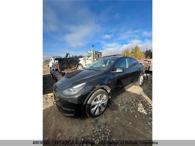 7SAYGDED4RF012462 2024 TESLA MODEL Y photo no. 2