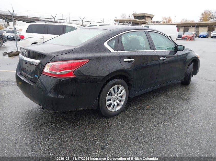 1N4AL3AP8DN453211 2013 NISSAN ALTIMA photo no. 4