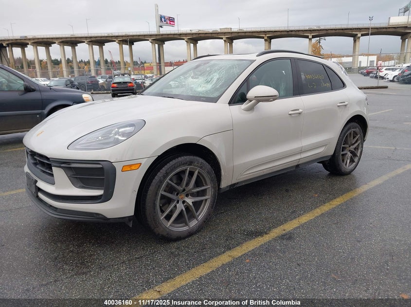 WP1AA2A58NLB00911 2022 PORSCHE MACAN photo no. 2