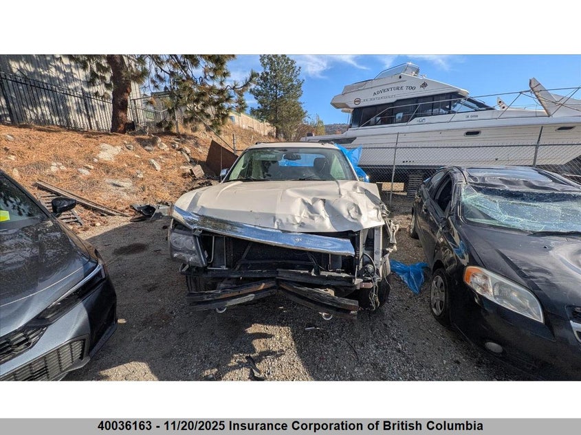 3GNFK120X9G216011 2009 CHEVROLET AVALANCHE photo no. 14
