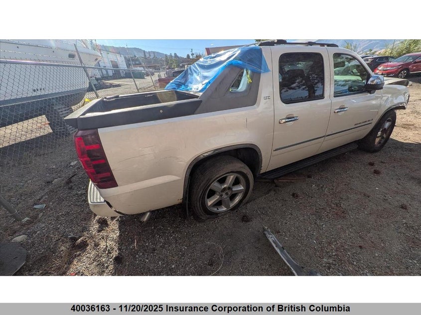 3GNFK120X9G216011 2009 CHEVROLET AVALANCHE photo no. 9