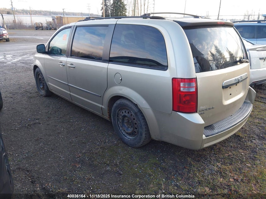 2D4RN4DX2AR197268 2010 DODGE CARAVAN photo no. 3