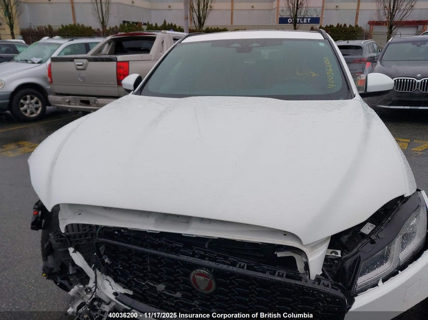 SADCT2EX8PA705384 2023 JAGUAR F-PACE photo no. 10