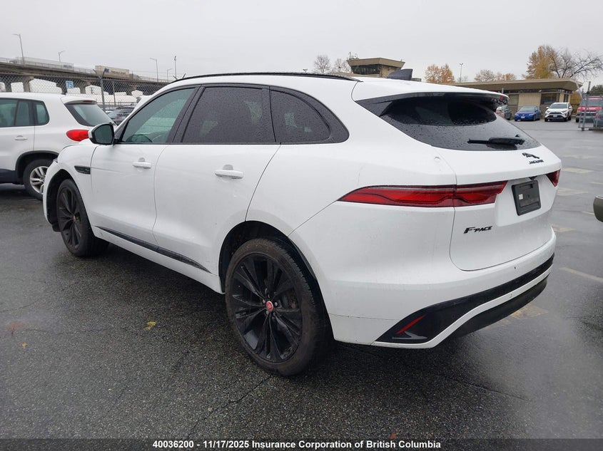 SADCT2EX8PA705384 2023 JAGUAR F-PACE photo no. 3