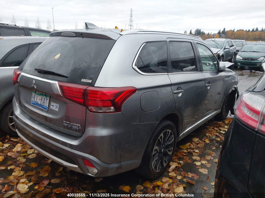 JA4J24A51JZ620931 2018 MITSUBISHI OUTLANDER photo no. 4