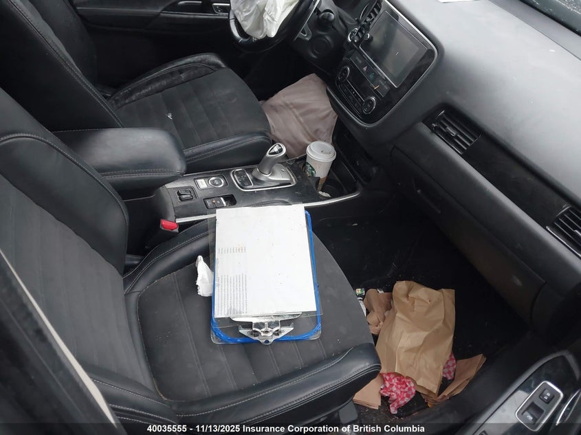 JA4J24A51JZ620931 2018 MITSUBISHI OUTLANDER photo no. 5