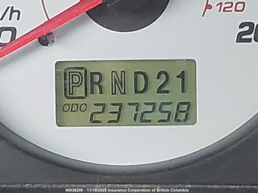 2002 Ford Escape Xlt VIN: 1FMCU04142KD70021 Lot: 40036209