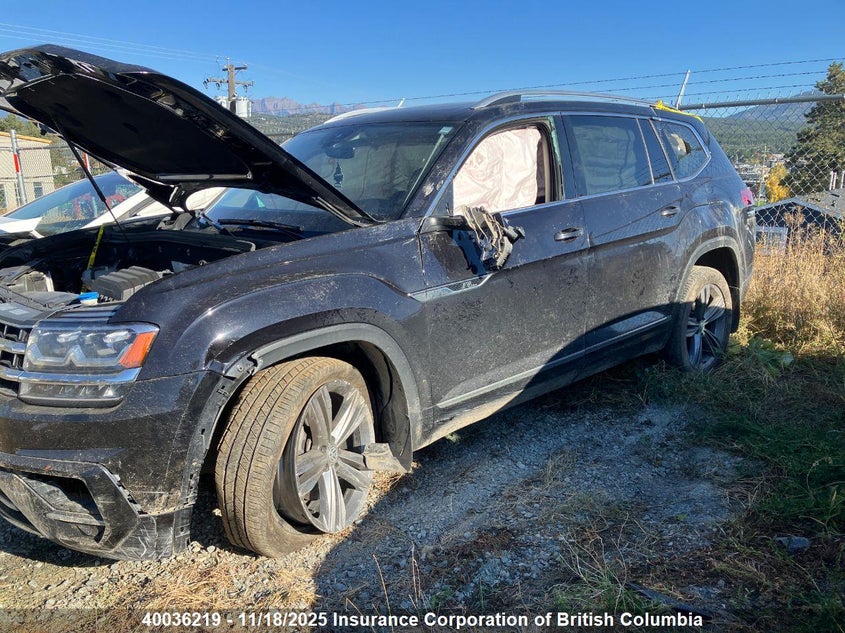 1V2TR2CA8JC568224 2018 VOLKSWAGEN ATLAS photo no. 2