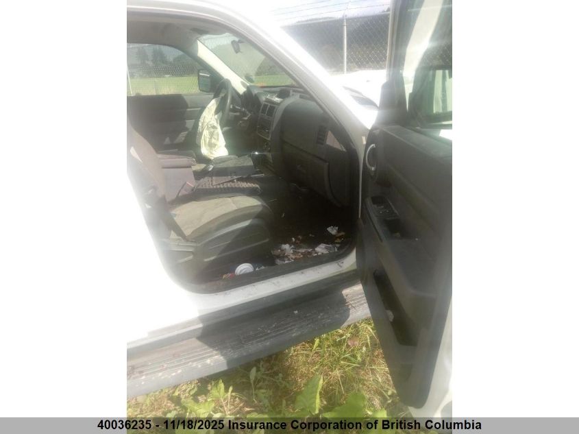 2007 Dodge Nitro Sxt VIN: 1D8GU28KX7W720774 Lot: 40036235