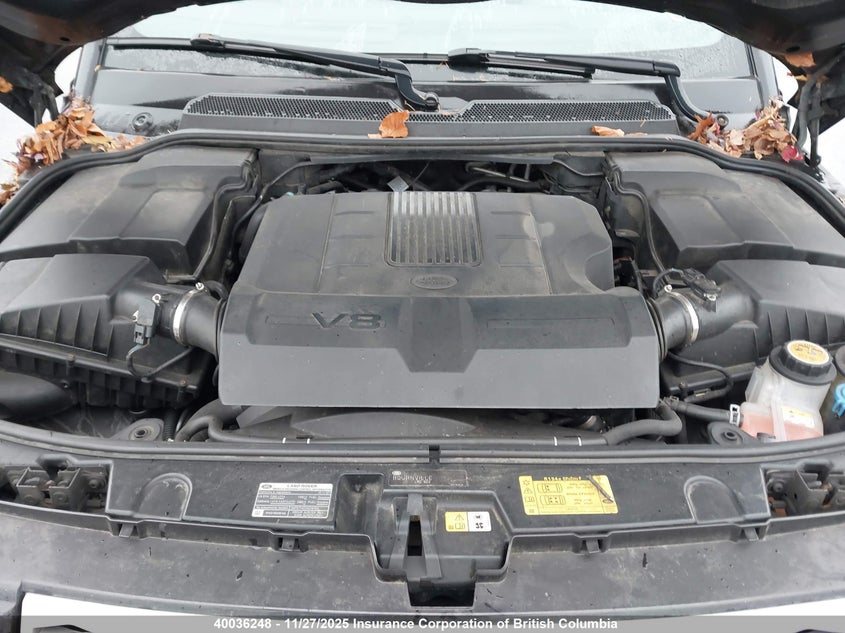 SALAK2D46AA527343 2010 LAND ROVER LR4 photo no. 10