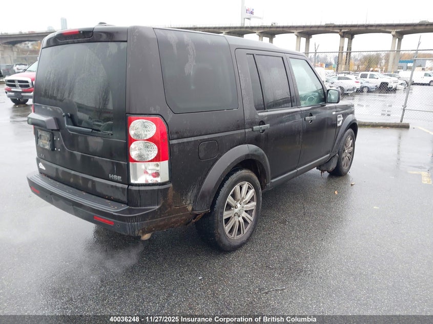 SALAK2D46AA527343 2010 LAND ROVER LR4 photo no. 4