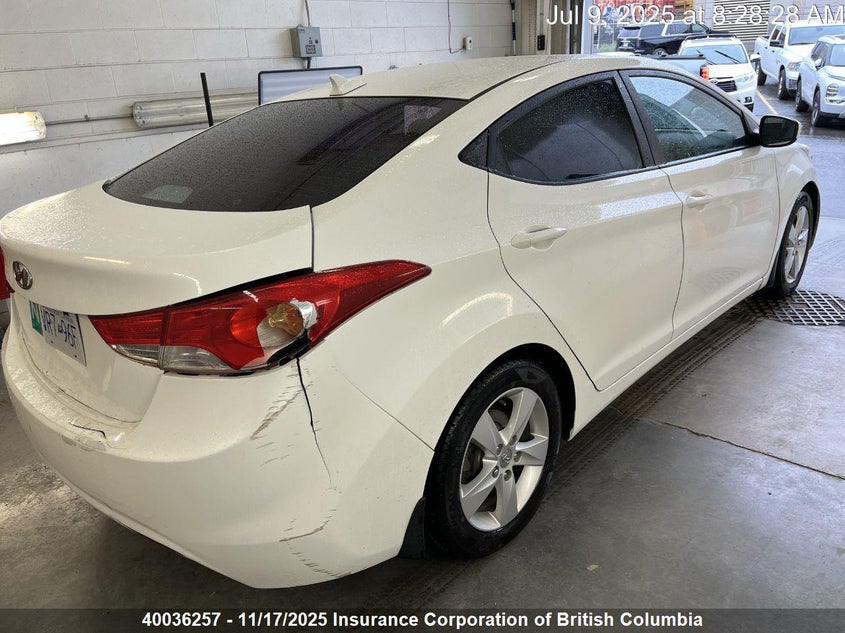 5NPDH4AE2DH430245 2013 HYUNDAI ELANTRA photo no. 4