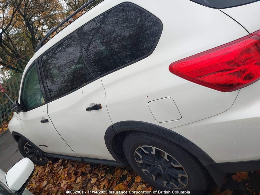 5N1DR2MMXKC615099 2019 NISSAN PATHFINDER photo no. 14