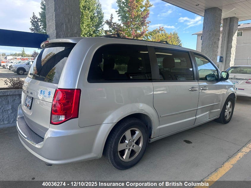 2D4RN4DG6BR751977 2011 DODGE CARAVAN photo no. 5