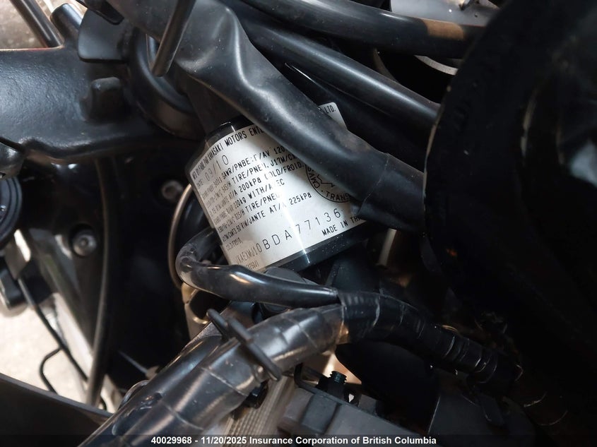 JKAEXMJ10BDA77136 2011 KAWASAKI NINJA photo no. 10