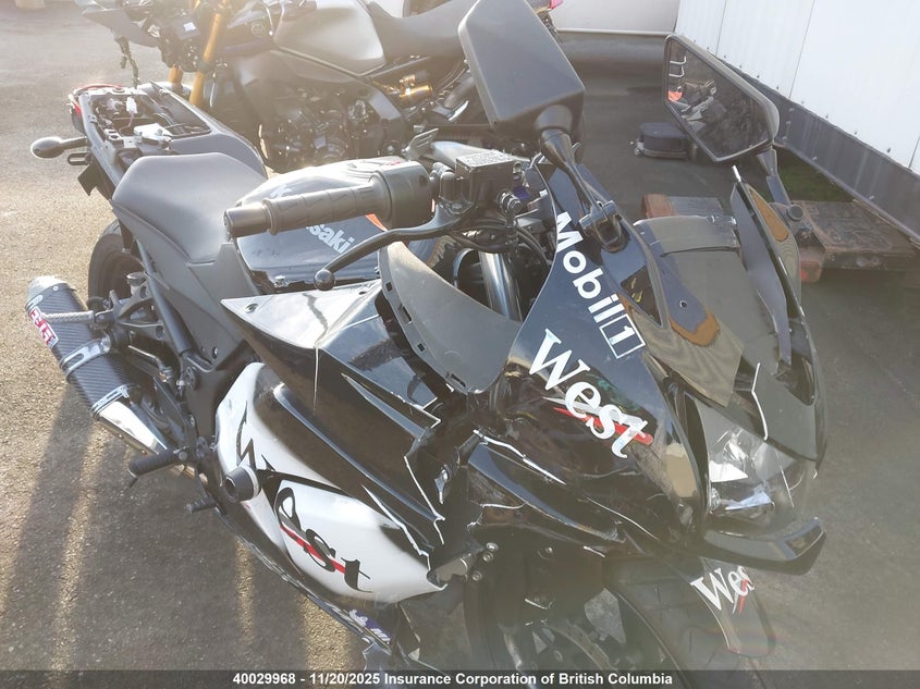 JKAEXMJ10BDA77136 2011 KAWASAKI NINJA photo no. 21