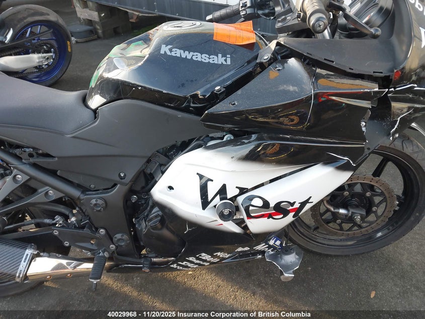 JKAEXMJ10BDA77136 2011 KAWASAKI NINJA photo no. 23