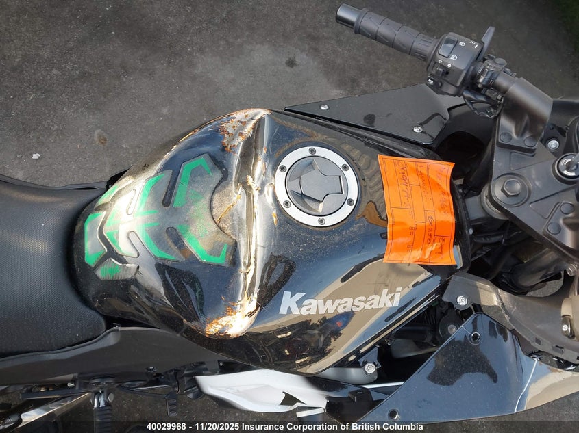 JKAEXMJ10BDA77136 2011 KAWASAKI NINJA photo no. 24