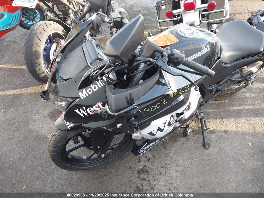 JKAEXMJ10BDA77136 2011 KAWASAKI NINJA photo no. 2