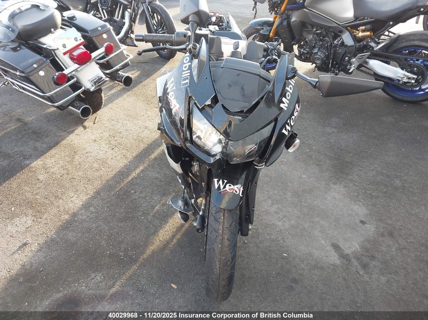 JKAEXMJ10BDA77136 2011 KAWASAKI NINJA photo no. 5
