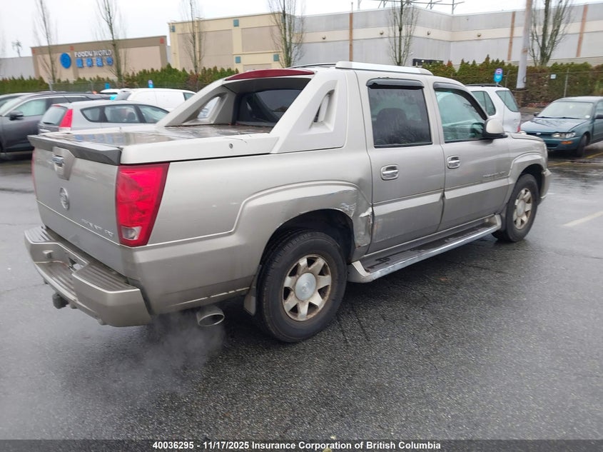 3GYEK63N82G244482 2002 CADILLAC ESCALADE photo no. 4