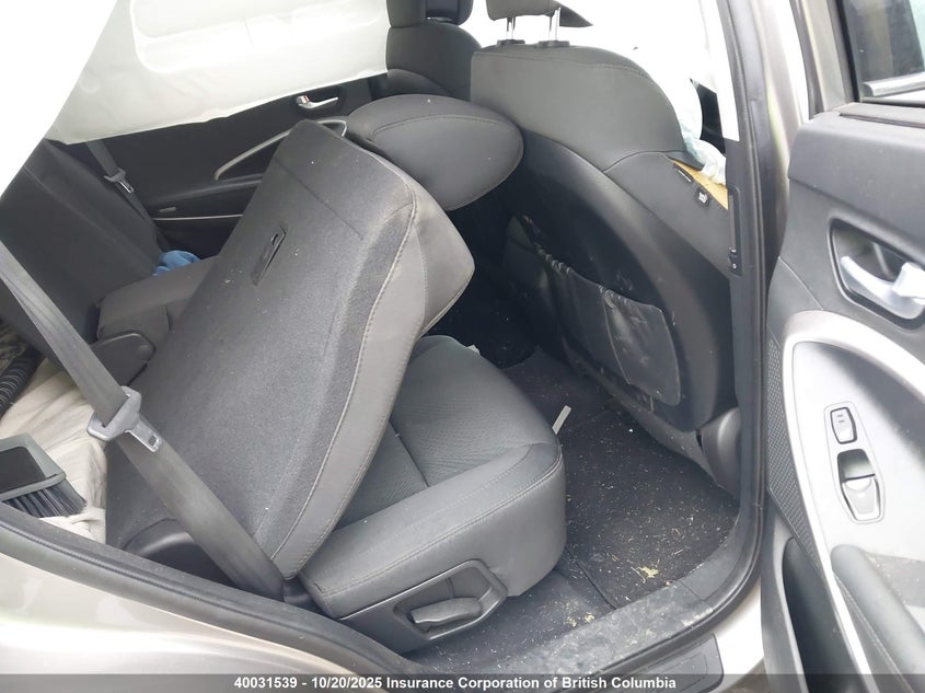 5XYZUDLB0GG350331 2016 HYUNDAI SANTA FE photo no. 8