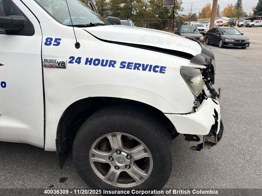 5TBBV54118S498785 2008 TOYOTA TUNDRA photo no. 11