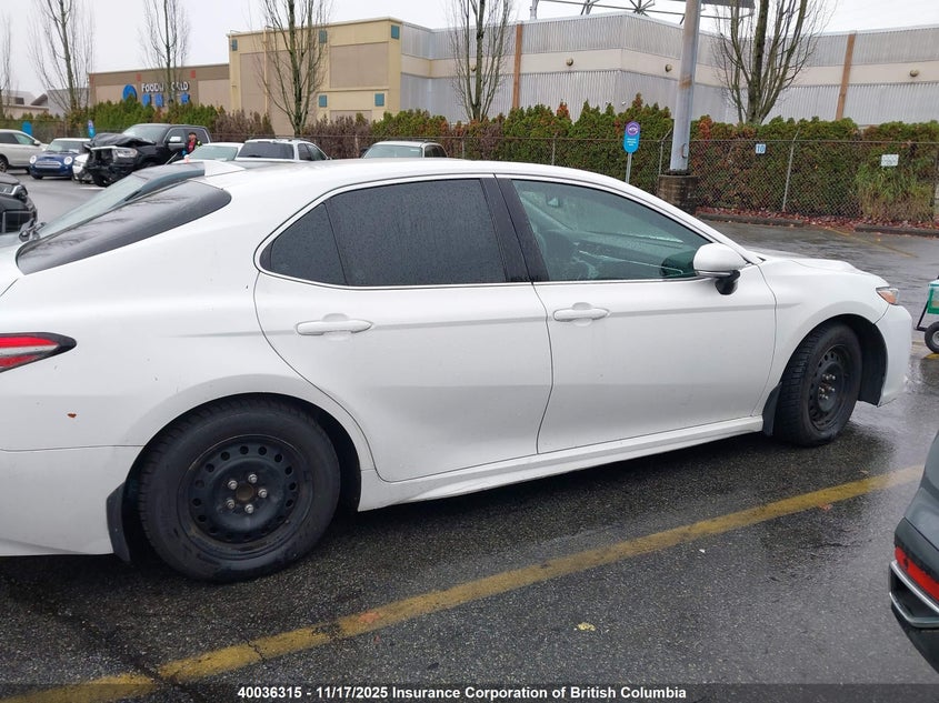 4T1B21HK4JU510470 2018 TOYOTA CAMRY photo no. 13