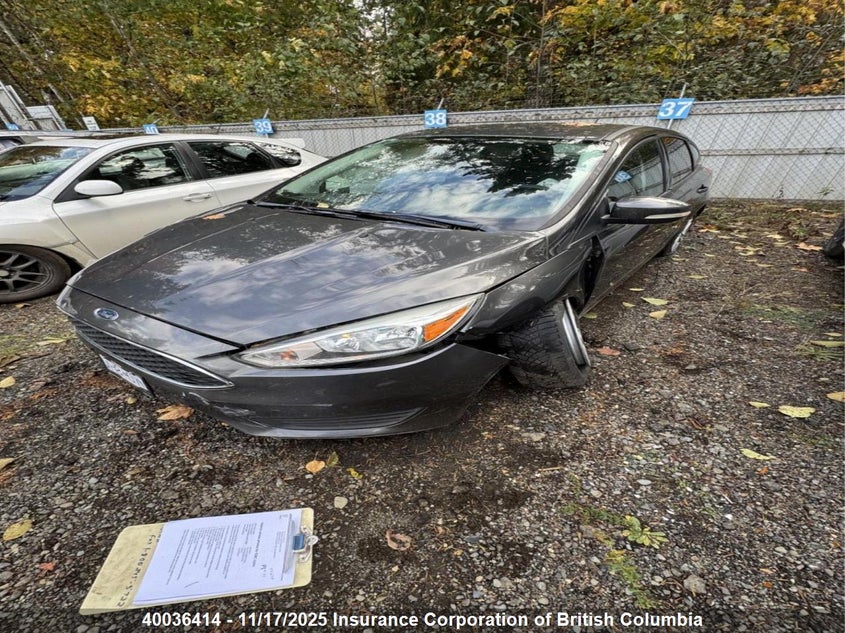 1FADP3K2XGL317344 2016 FORD FOCUS photo no. 2
