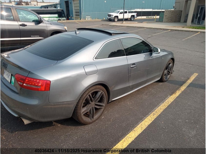 WAUCVBFR9CA020257 2012 AUDI S5 photo no. 3