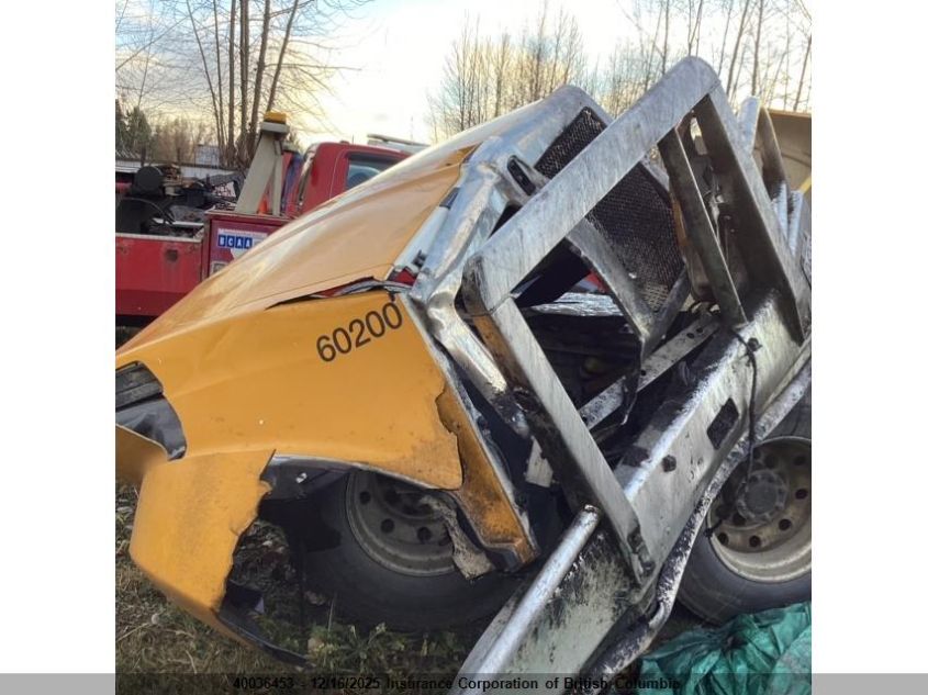 2025 Kenworth Construction T880 VIN: 3WKZD49X1SF996790 Lot: 40036453