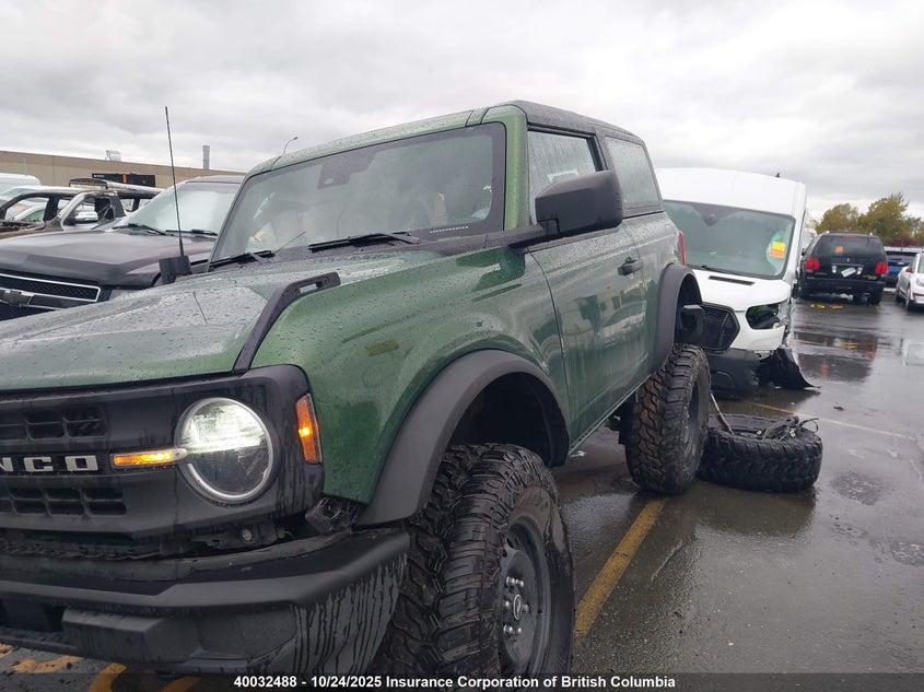 1FMDE5AH5PLB26525 2023 FORD BRONCO photo no. 2