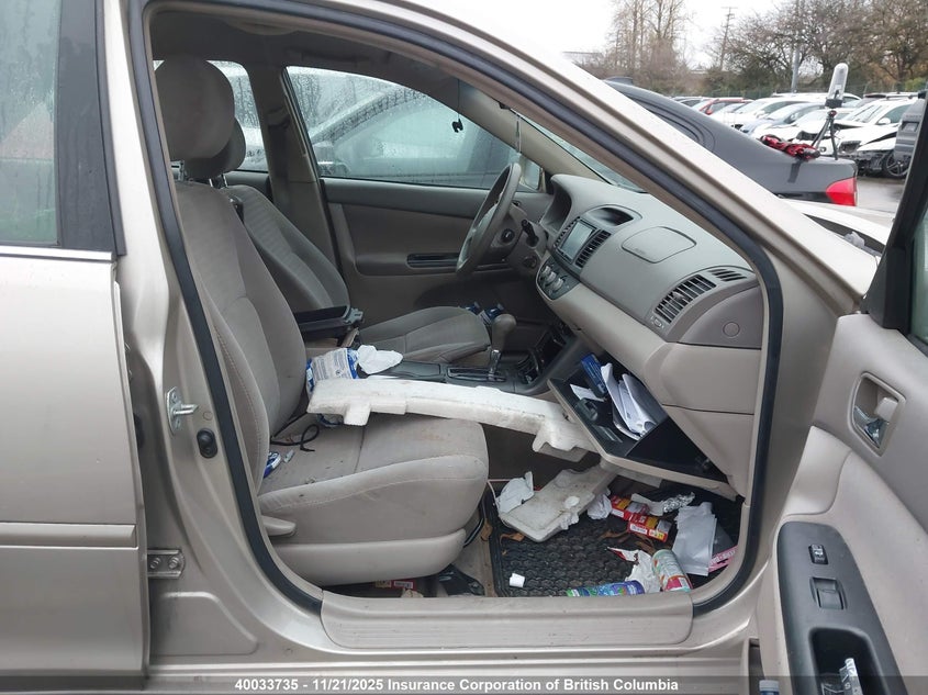 4T1BE32KX5U070370 2005 TOYOTA CAMRY photo no. 5