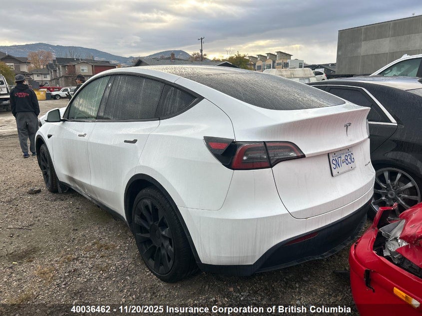 7SAYGDEE0PF619982 2023 TESLA MODEL Y photo no. 3