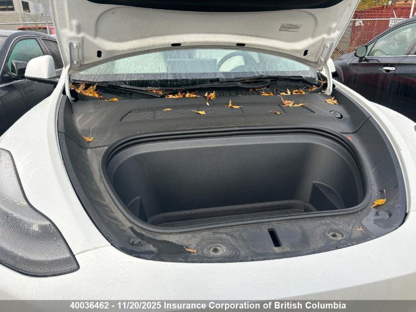 2023 Tesla Model Y VIN: 7SAYGDEE0PF619982 Lot: 40036462