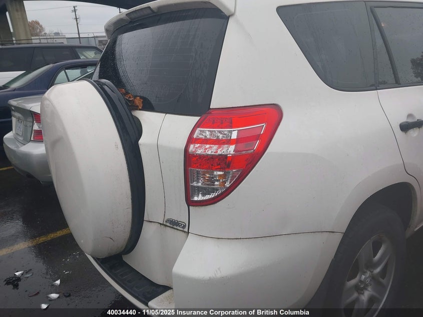 2T3BF4DV6BW176554 2011 TOYOTA RAV 4 photo no. 4