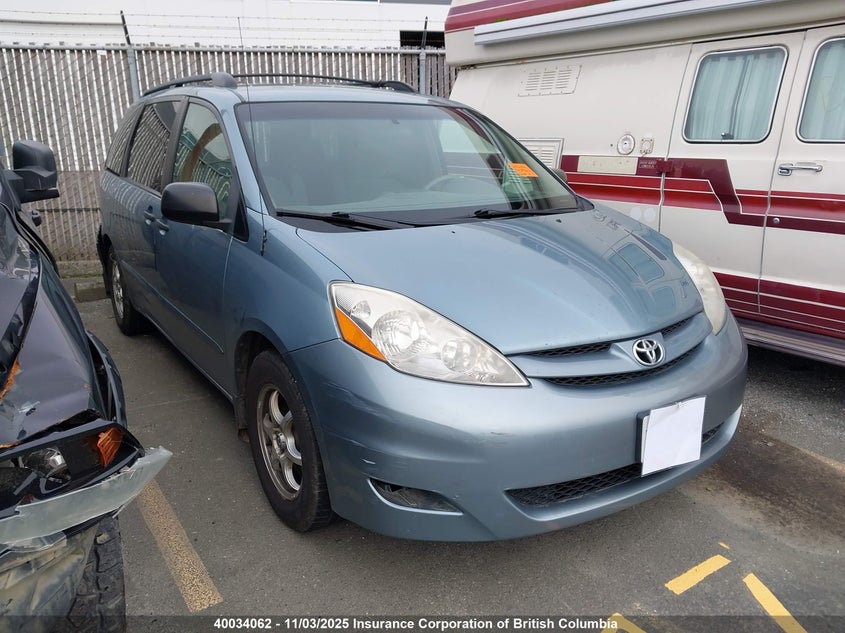 5TDZK29C08S101574 2008 TOYOTA SIENNA photo no. 9