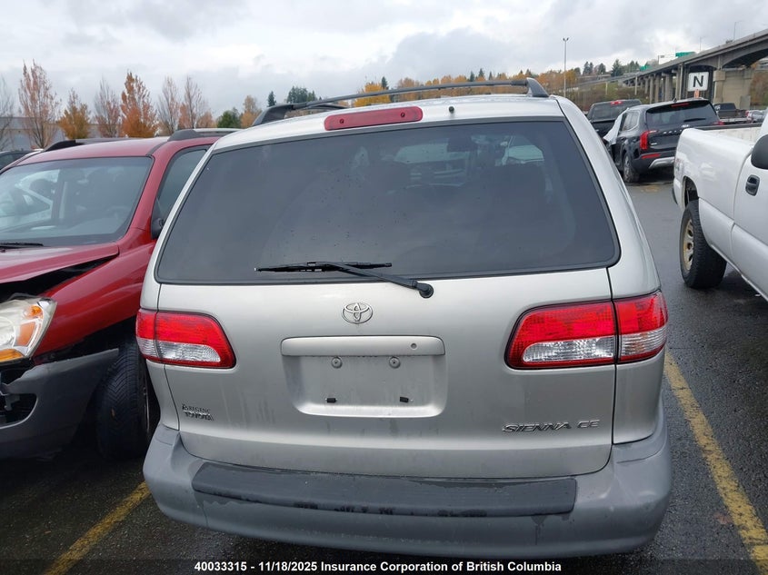 4T3ZF19CX2U447345 2002 TOYOTA SIENNA photo no. 16