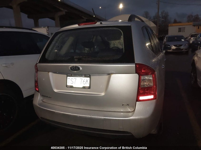 KNAFG528597232651 2009 KIA RONDO photo no. 16
