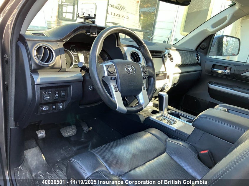 5TFAY5F15JX702656 2018 TOYOTA TUNDRA photo no. 11