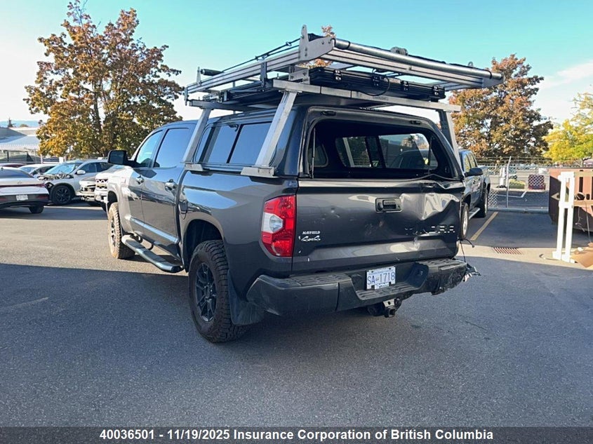 5TFAY5F15JX702656 2018 TOYOTA TUNDRA photo no. 3
