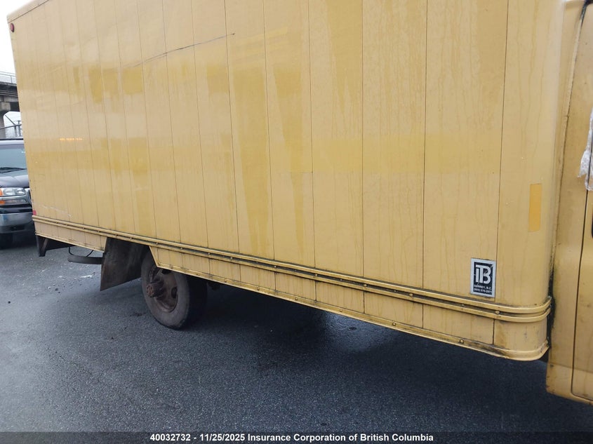 2007 Chevrolet Express G3500 VIN: 1GBJG312471105151 Lot: 40032732