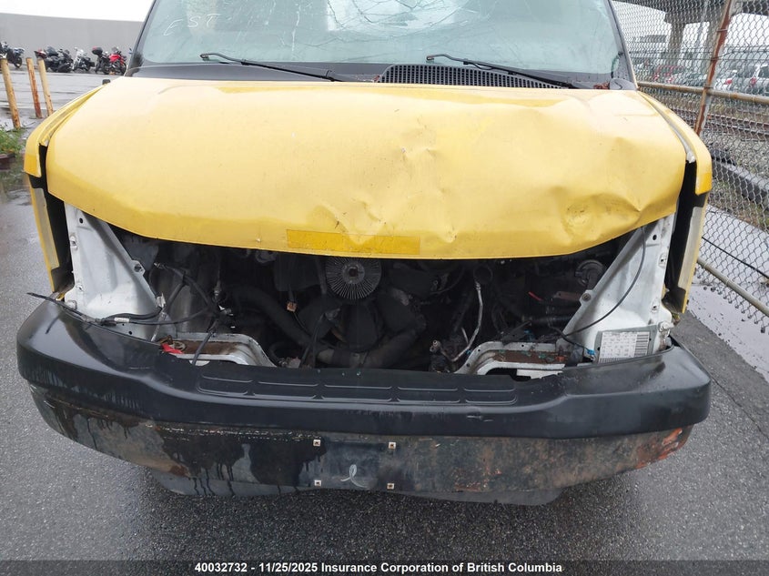 2007 Chevrolet Express G3500 VIN: 1GBJG312471105151 Lot: 40032732