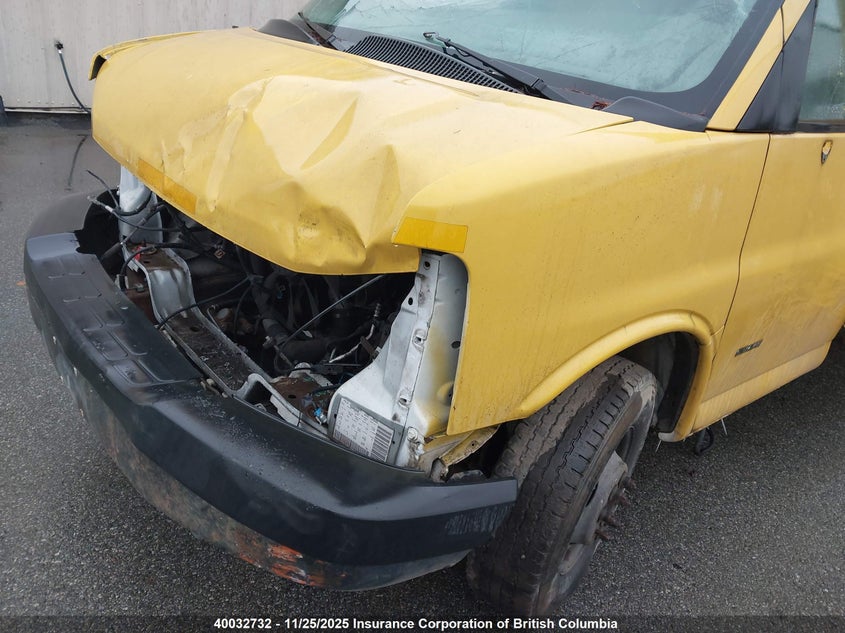 2007 Chevrolet Express G3500 VIN: 1GBJG312471105151 Lot: 40032732