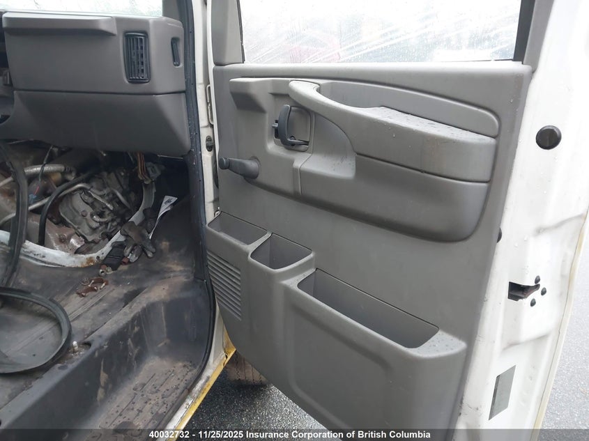2007 Chevrolet Express G3500 VIN: 1GBJG312471105151 Lot: 40032732